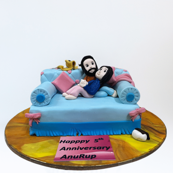 Relaxed Couple Anniversary Cake