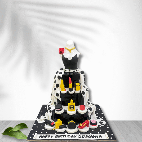 Mannequin Majesty Cake