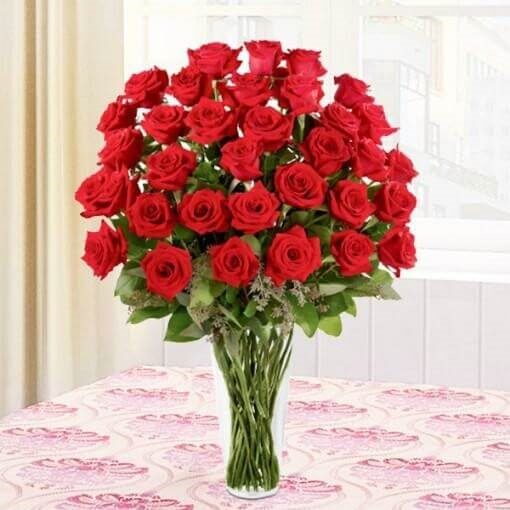 Red Roses Vase 30 Flowers