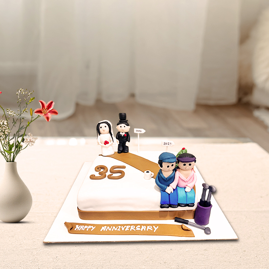 Elegant Anniversary Cake