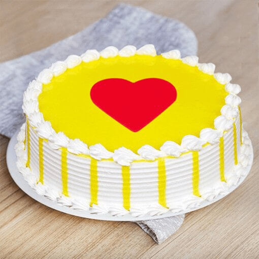 butter-scotch-cake-in-yellow-color