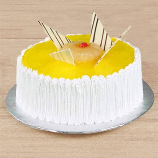 round-shape-white-mango-cake