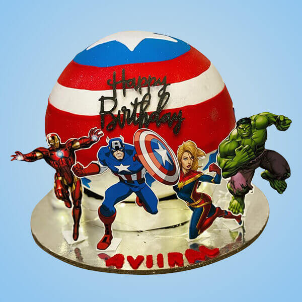 superheros-theme-design-pinata-cake-with-hammer