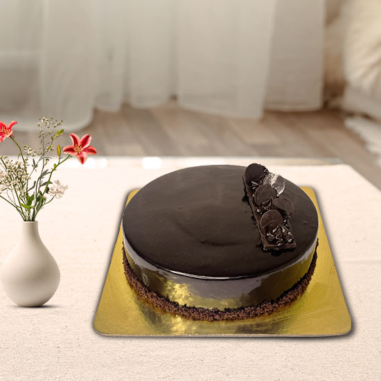 Golden Indulgence Cake