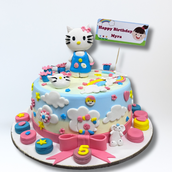 Hello Kitty Fondant Cake
